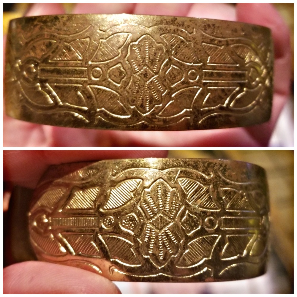 Gold Toned Cuff
